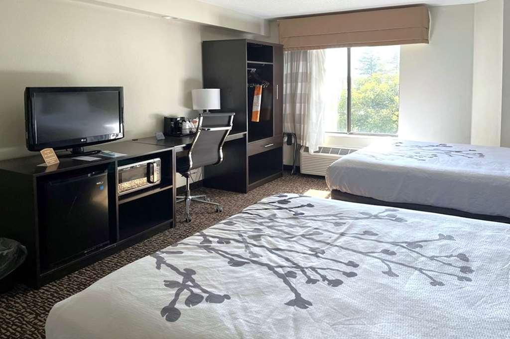 Spark By Hilton Augusta Bilik gambar